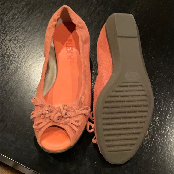 The Flexx Peep toe wedge sandal - Picture 5 of 5